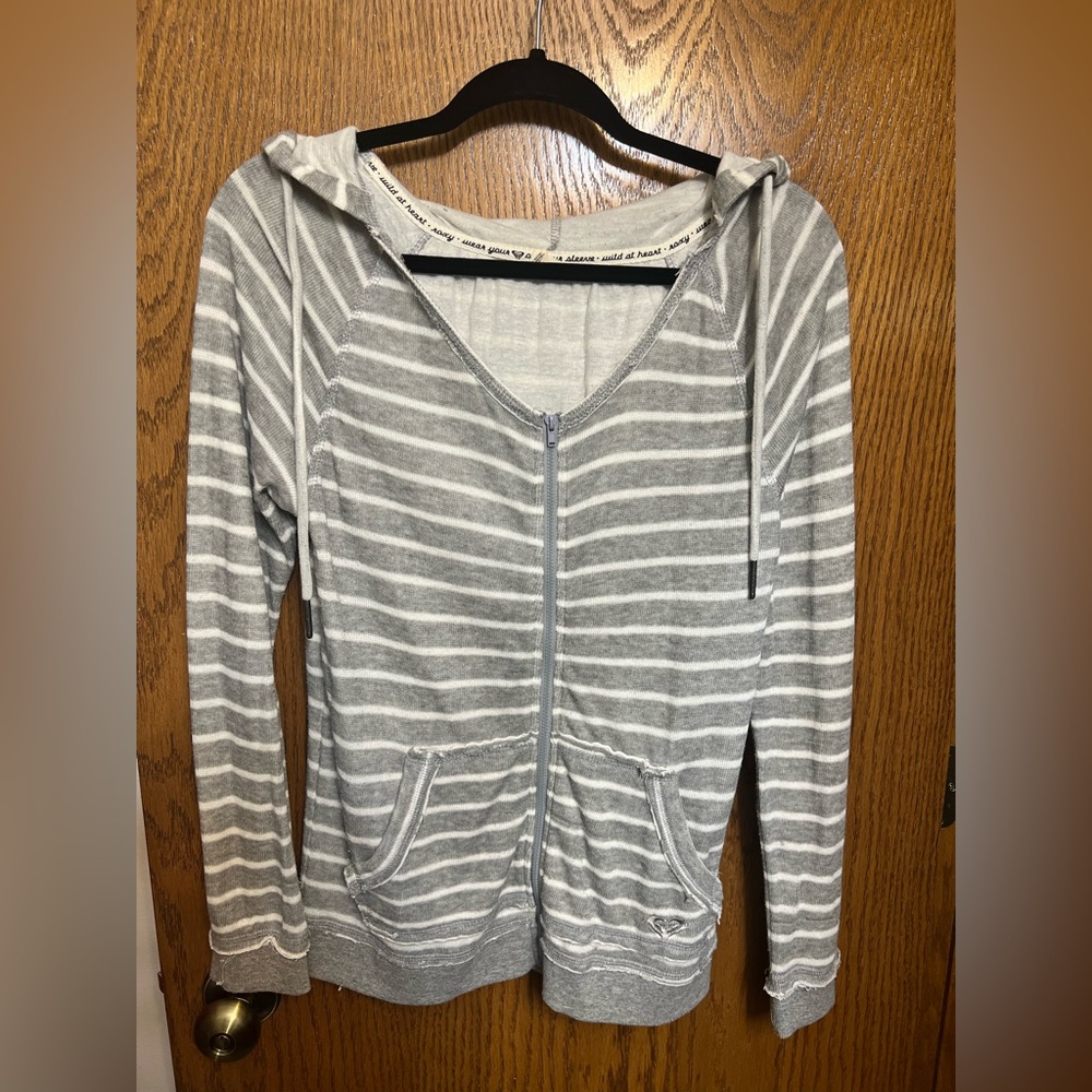 Roxy gray and white zip up size medium